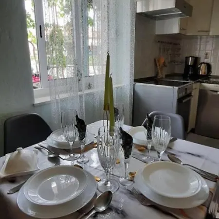 Apartment Zana *