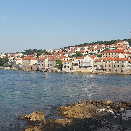 Zana * Postira